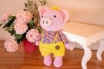 Cerdito Tejido Jardinera Amarilla
